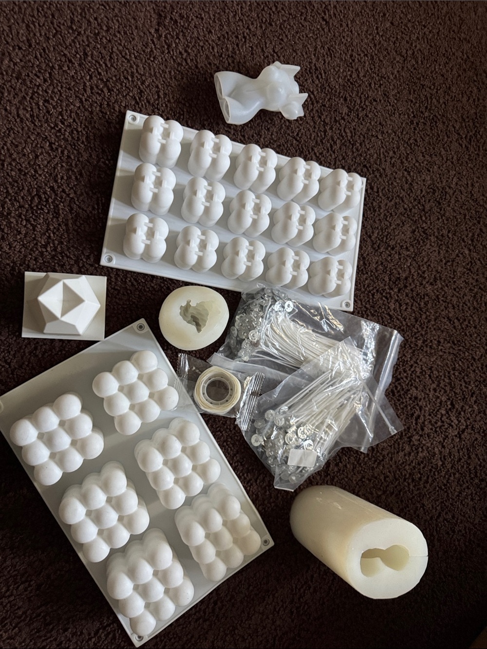 White Candle and Mold Set for Candle Making Kit
